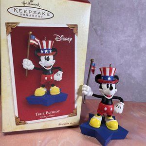 Vintage Hallmark Disney Mickey True Patriot Keepsake Ornament Handcrafted 3.5”